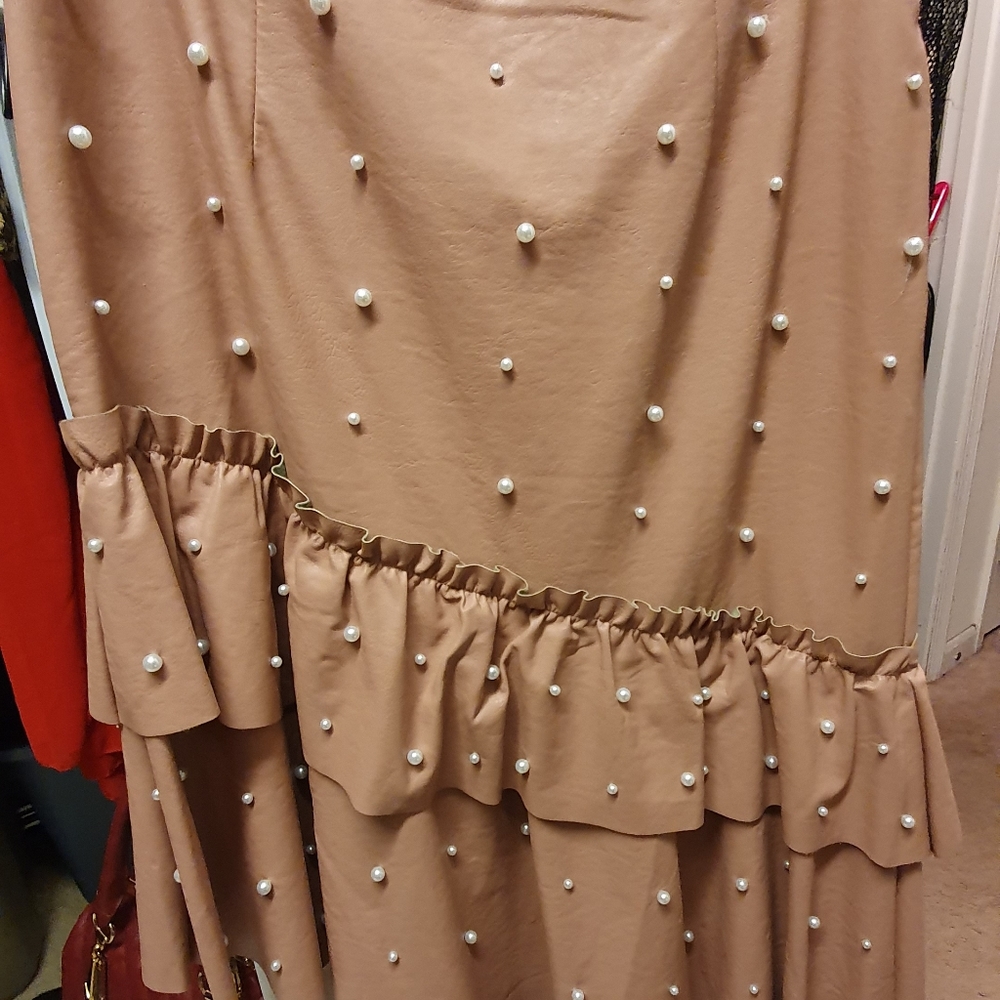 Vinyl skirt